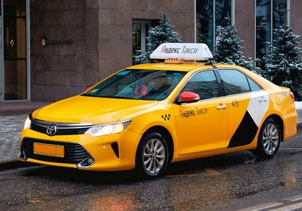 устроиться работать на своей машине в Яндекс такси